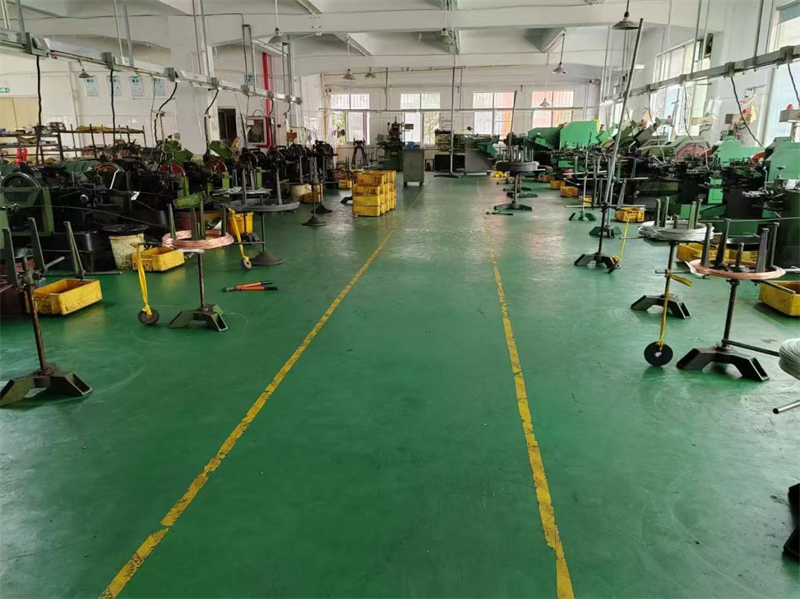 Niittien tuotantolinja Nuote -metalleissa