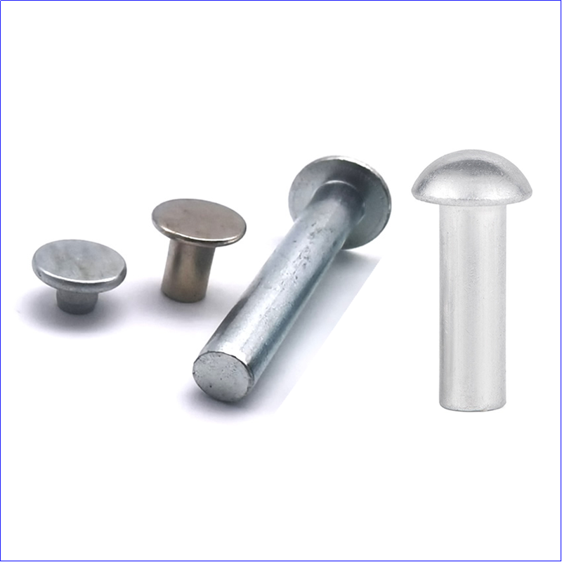 Kuinka koota kiinteät niitit?