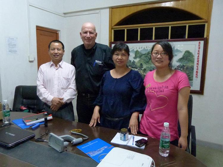 Tervetuloa Itävalta Ystävä Peter Tule Nuote Metalsiin