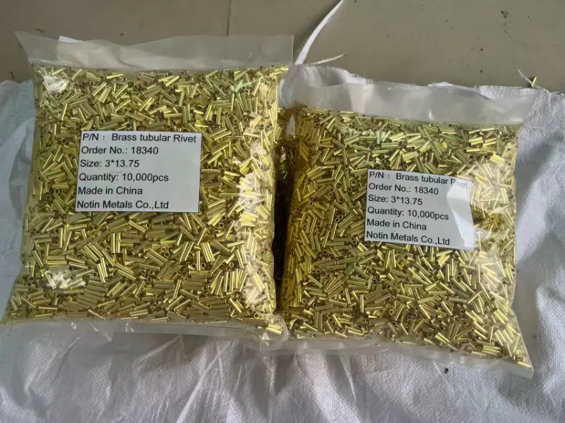 Putkimaisten niittien näytetilaus matkalla Isoon-Britanniaan