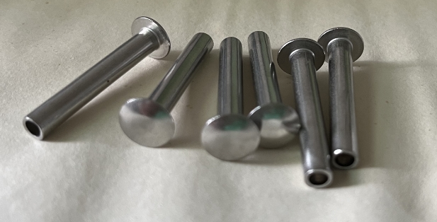 Nuote Metals lähettää ruostumattomasta teräksestä valmistettuja niittejä Puolaan – kaikki testitiedot mukana