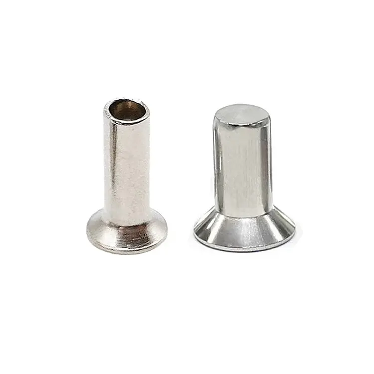 Messinkiset upotetut niitit