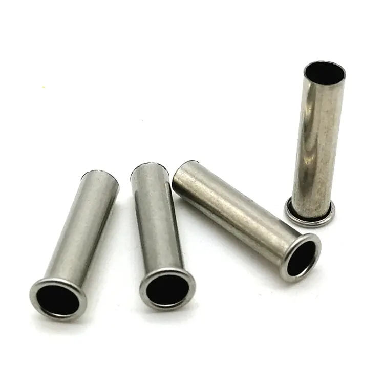 Ruostumattomasta teräksestä valmistettu putken niitti